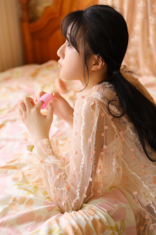 陌路惊笑
